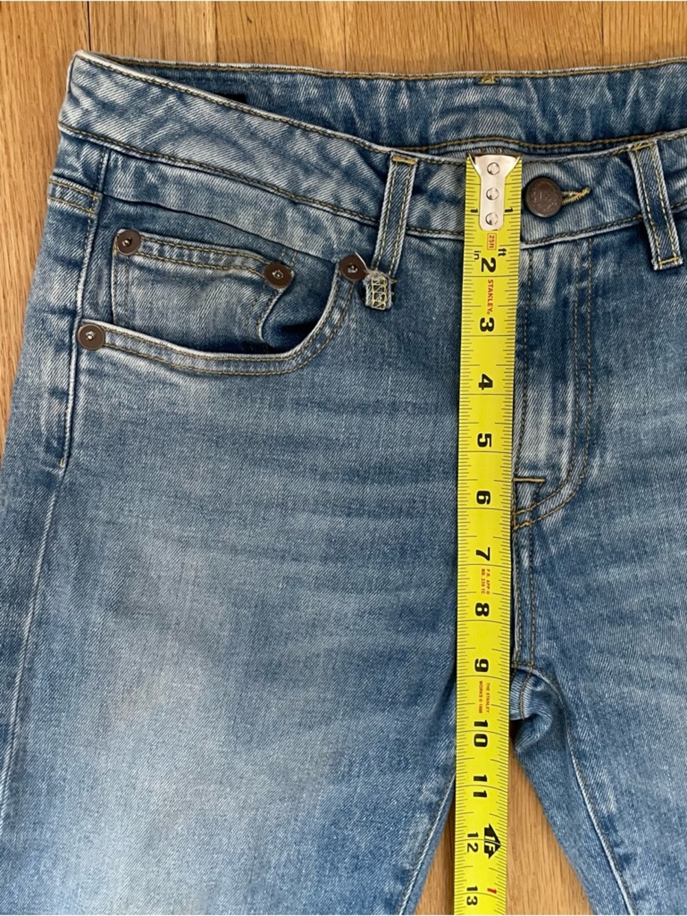 R13 Boy Rip Straight Leg Jeans in Jasper Stretch - Size 28 - Picture 4 of 9